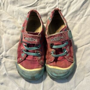 KEEN Kids' Pink and Blue Canvas Sneakers